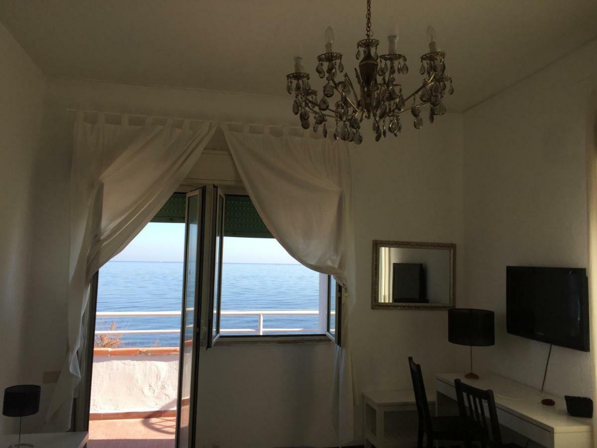 A Casa Di Giuseppe 2 Bed and Breakfast Carini Buitenkant foto