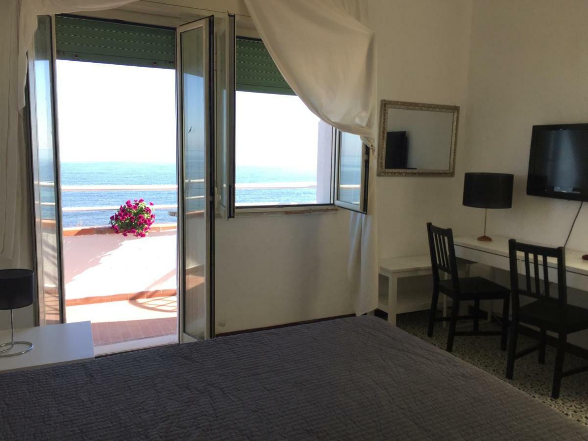 A Casa Di Giuseppe 2 Bed and Breakfast Carini Buitenkant foto
