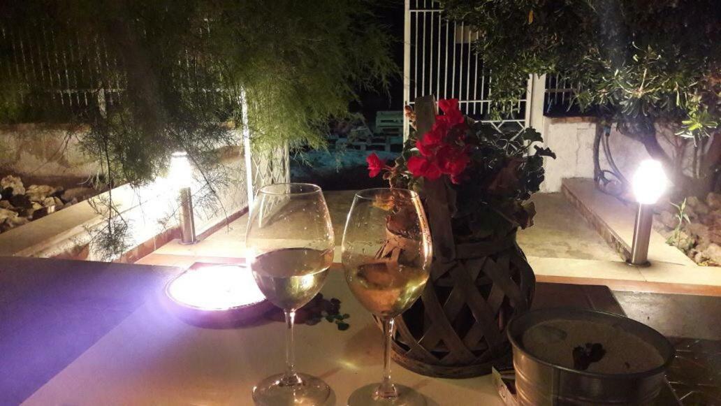 A Casa Di Giuseppe 2 Bed and Breakfast Carini Buitenkant foto